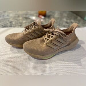 Adidas UltraBoost Ash Paarl/Hazy Rose